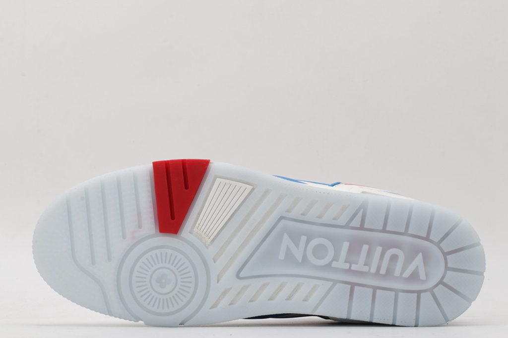 L*V SNEAKER